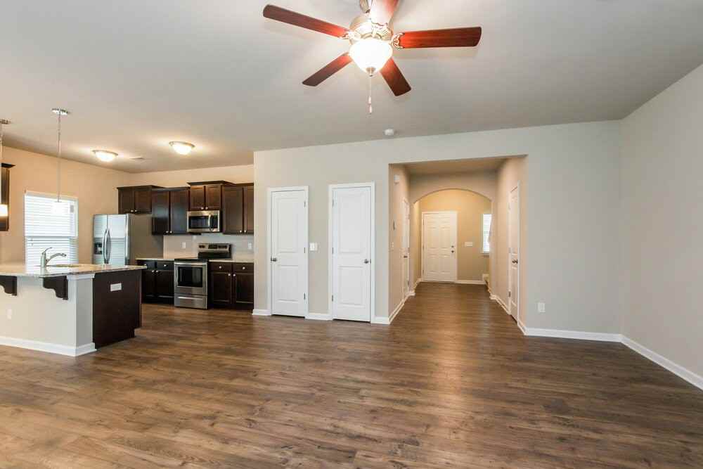 1130 Rankin Oaks St - Photo 5 of 17