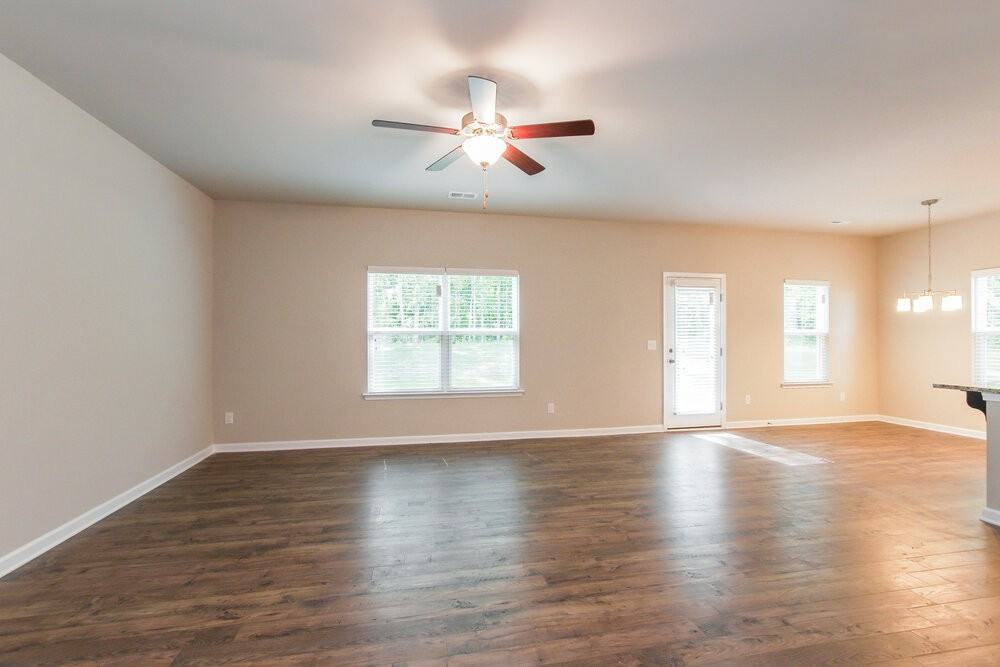 1130 Rankin Oaks St - Photo 6 of 17