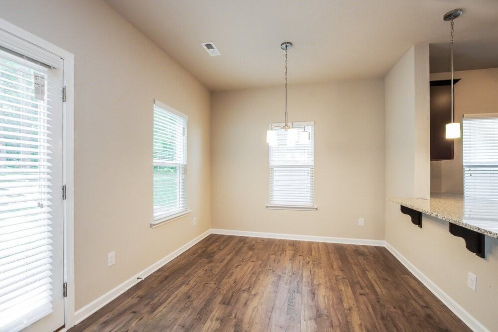 1130 Rankin Oaks St - Photo 7 of 17