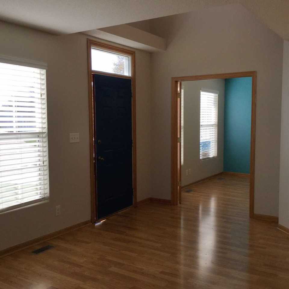 1914 Nw School St #1 - Photo 2 of 17