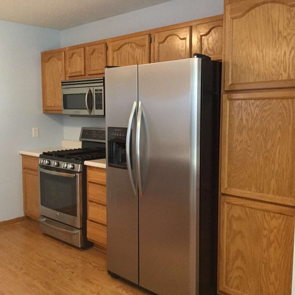 1914 Nw School St #1 - Photo 4 of 17