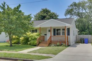 featured image of 1405 Baychester Ave #1