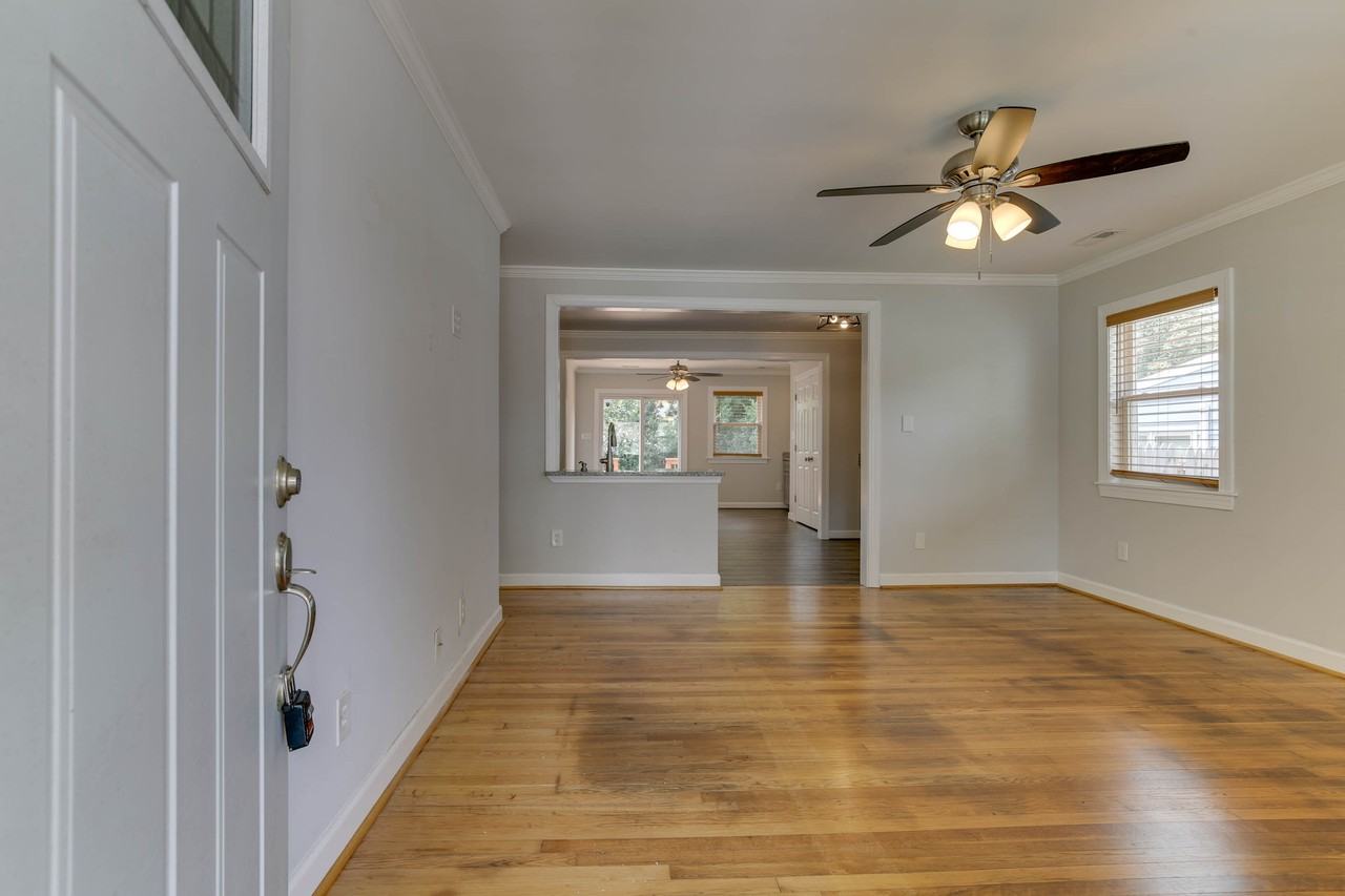 1405 Baychester Ave #1 - Photo 5 of 33