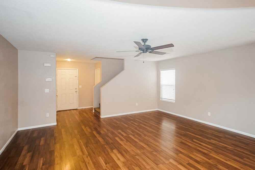 6192 Windmill Island Ave - Photo 5 of 17