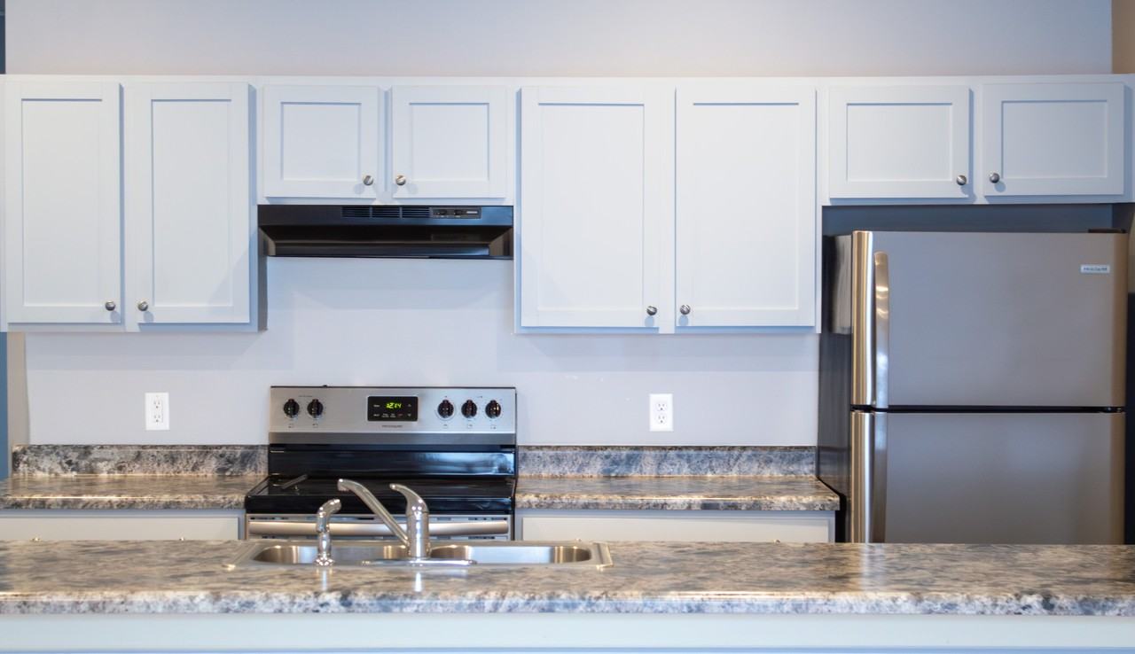 6737 Solid Rock Dr #6737 - Photo 5 of 34