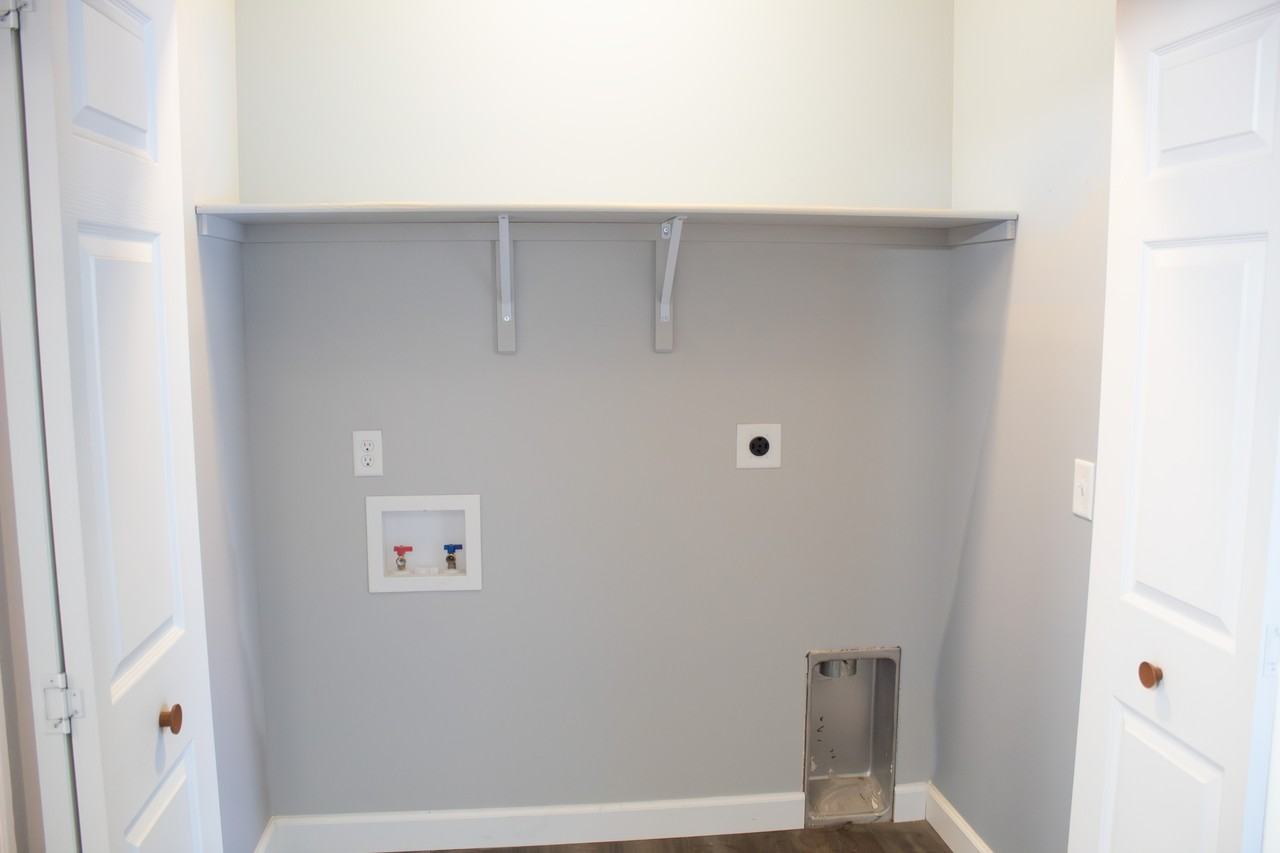 6737 Solid Rock Dr #6737 - Photo 7 of 34