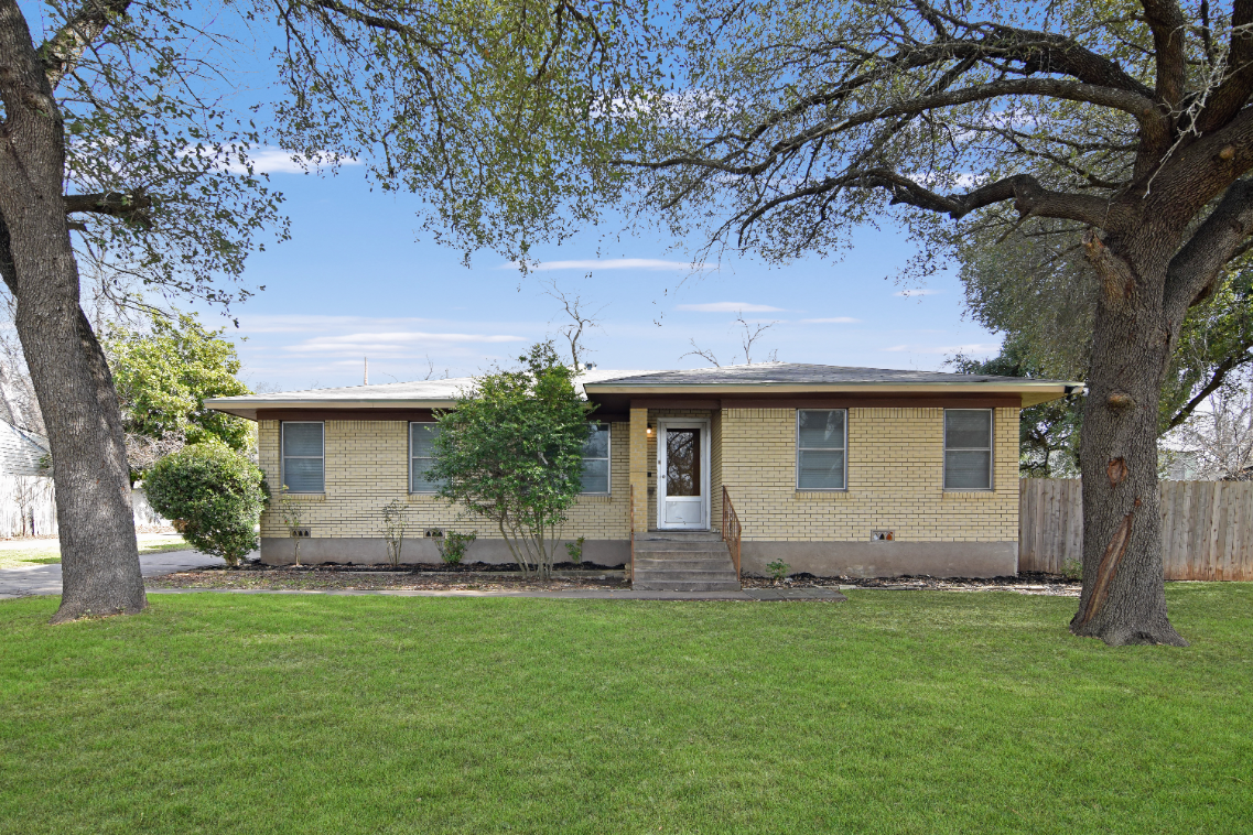 1317 S 15th St #NA - Photo 2 of 22