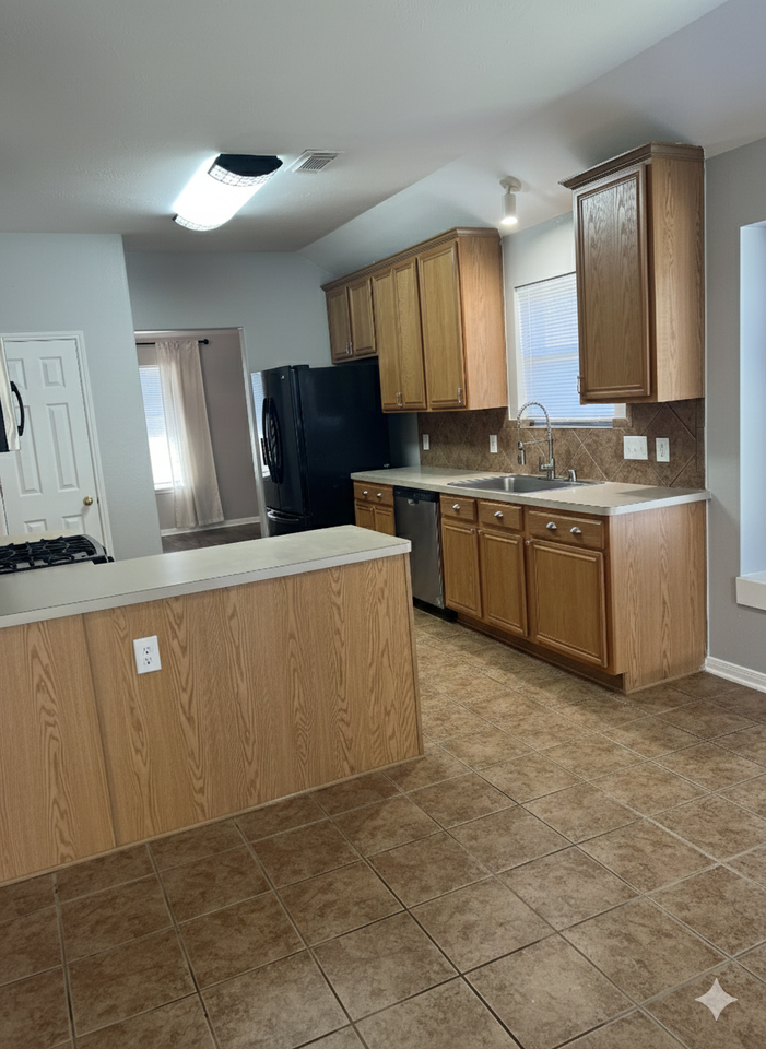 19018 Piney Way Dr #NA - Photo 7 of 15