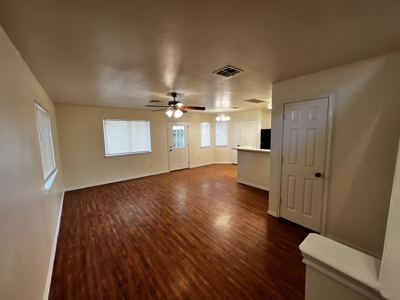 125 Cedargrove #1 - Photo 2 of 13