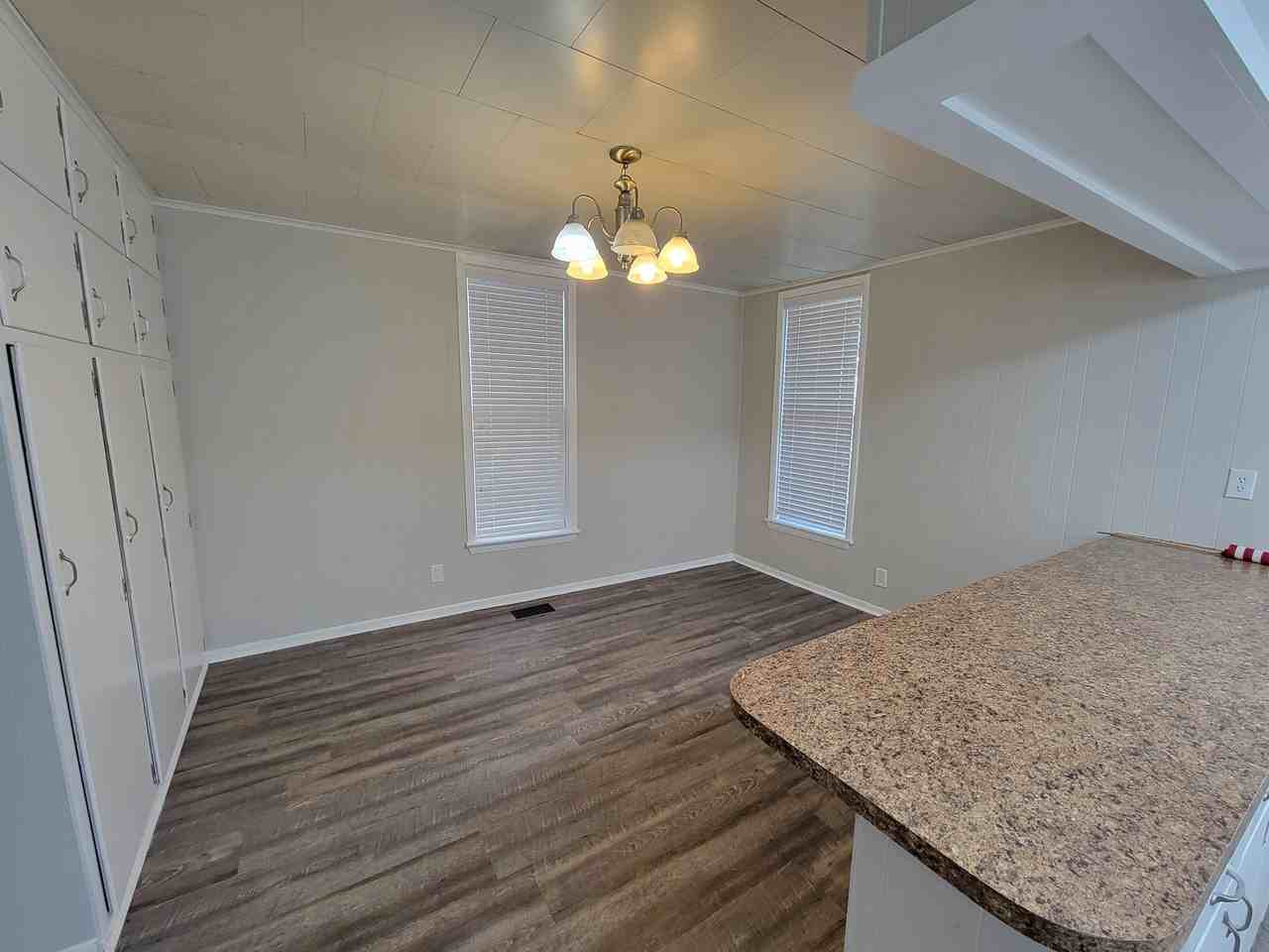 212 Hancock St #212 - Photo 5 of 13