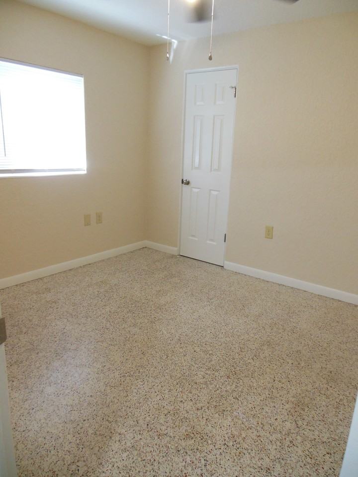 1727 Pine Ave #NA - Photo 7 of 7