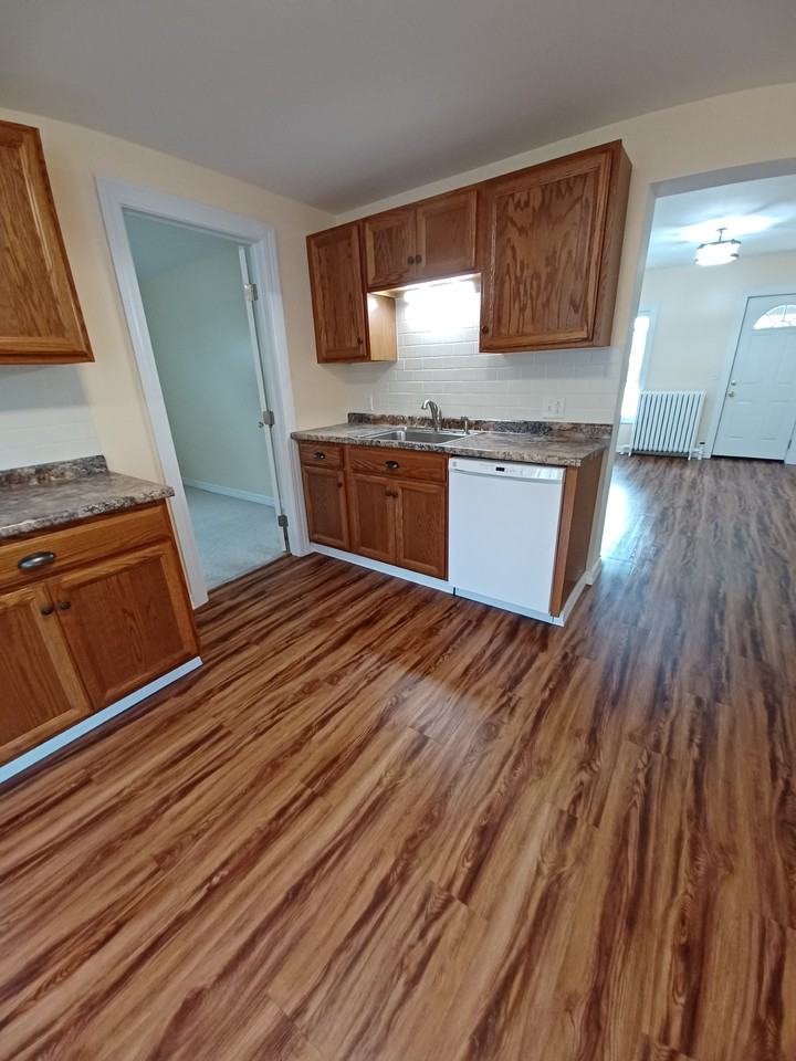 644 Indian Church Rd #A - Photo 6 of 17