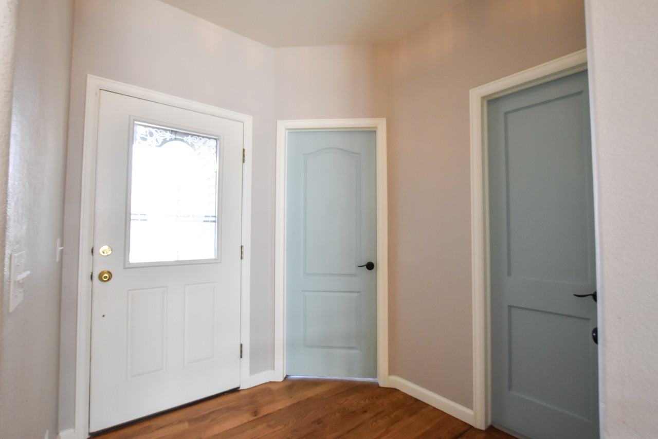 Gemfield Dr #1 - Photo 4 of 26