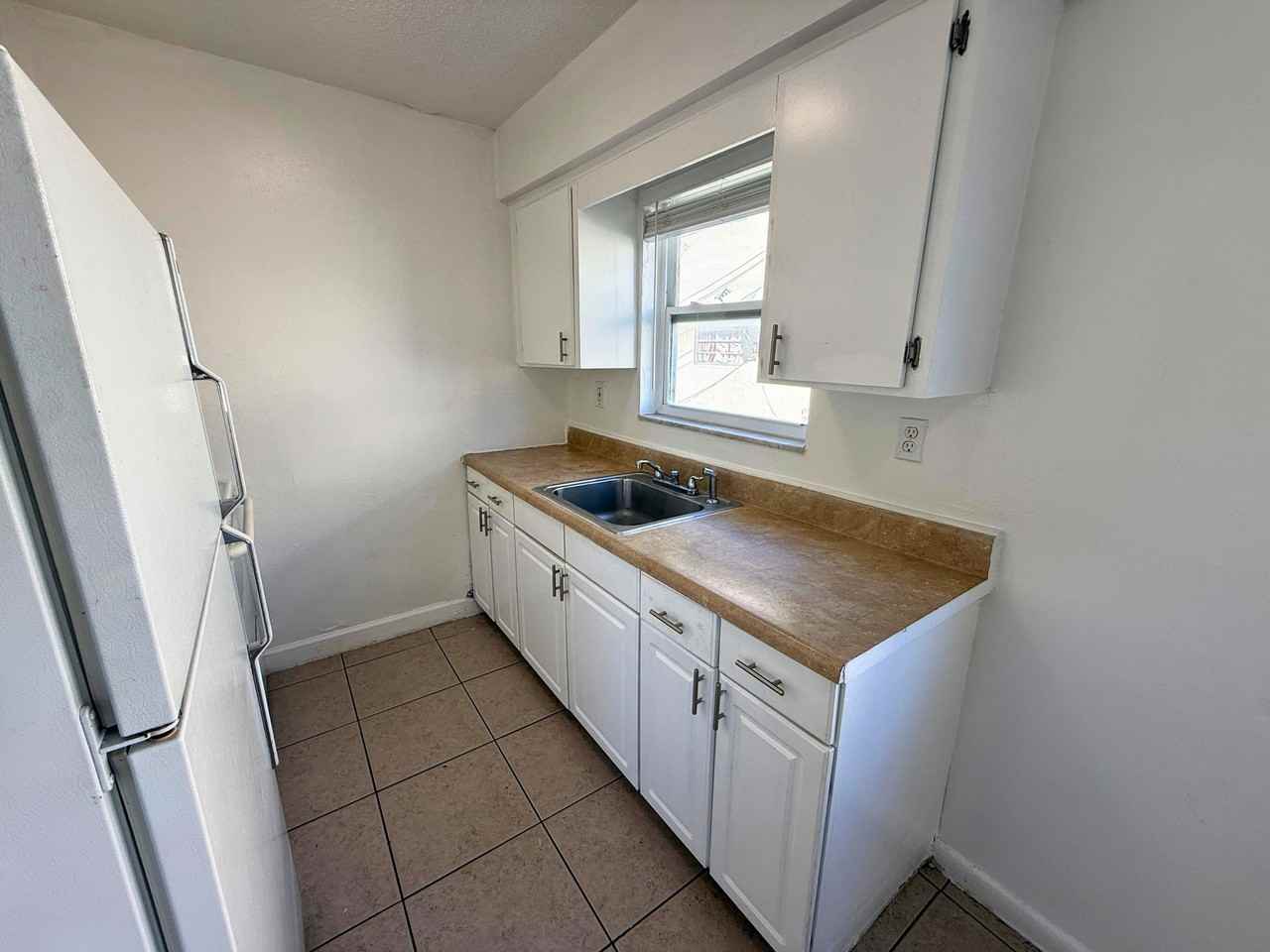 3741 Sw 59th Ter #2 - Photo 3 of 14