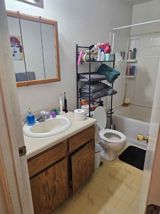 1615 S Levick St #4 - Photo 7 of 15