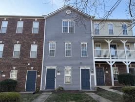 110 110 Steam Engine Drive - 1Unit 202 #1 - Photo 1 of 1