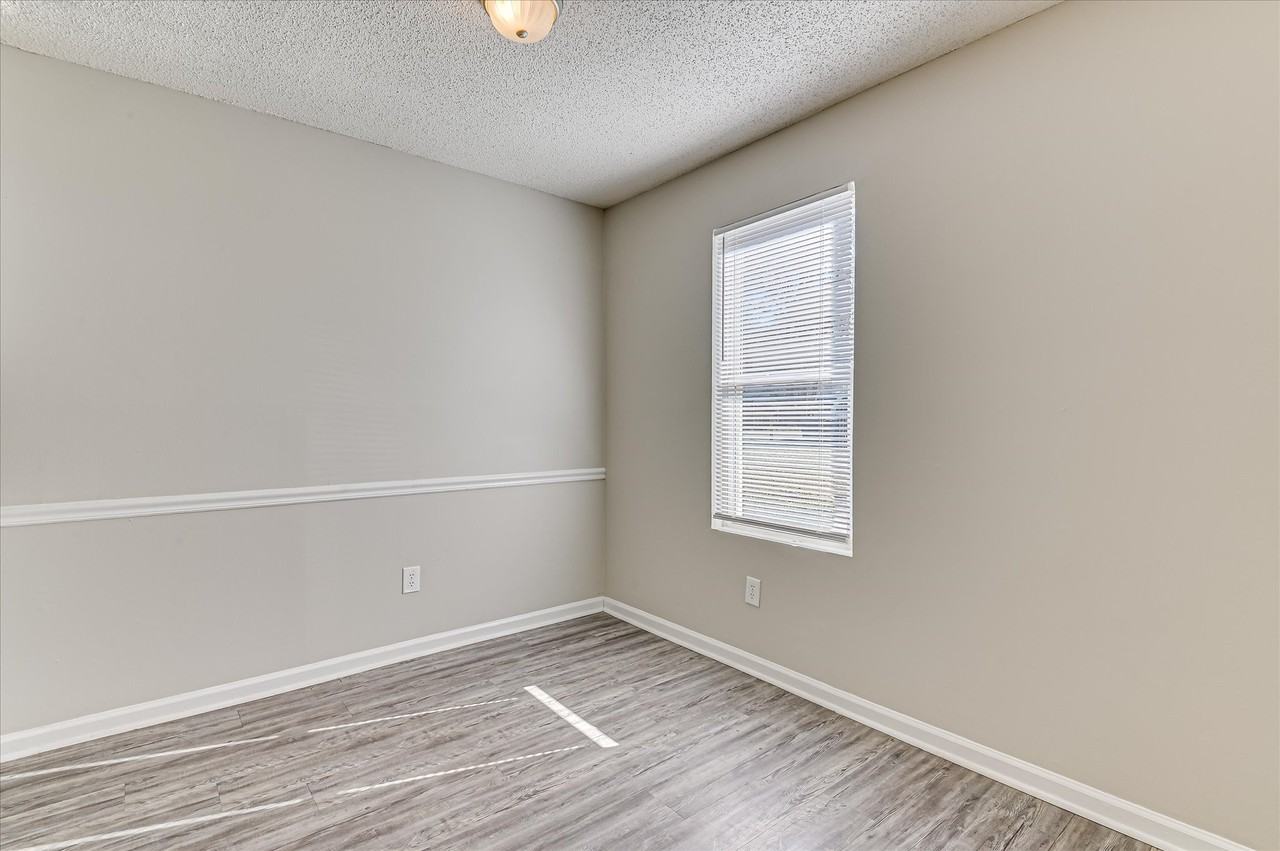 170 Chalet North Ct #170 - Photo 2 of 9