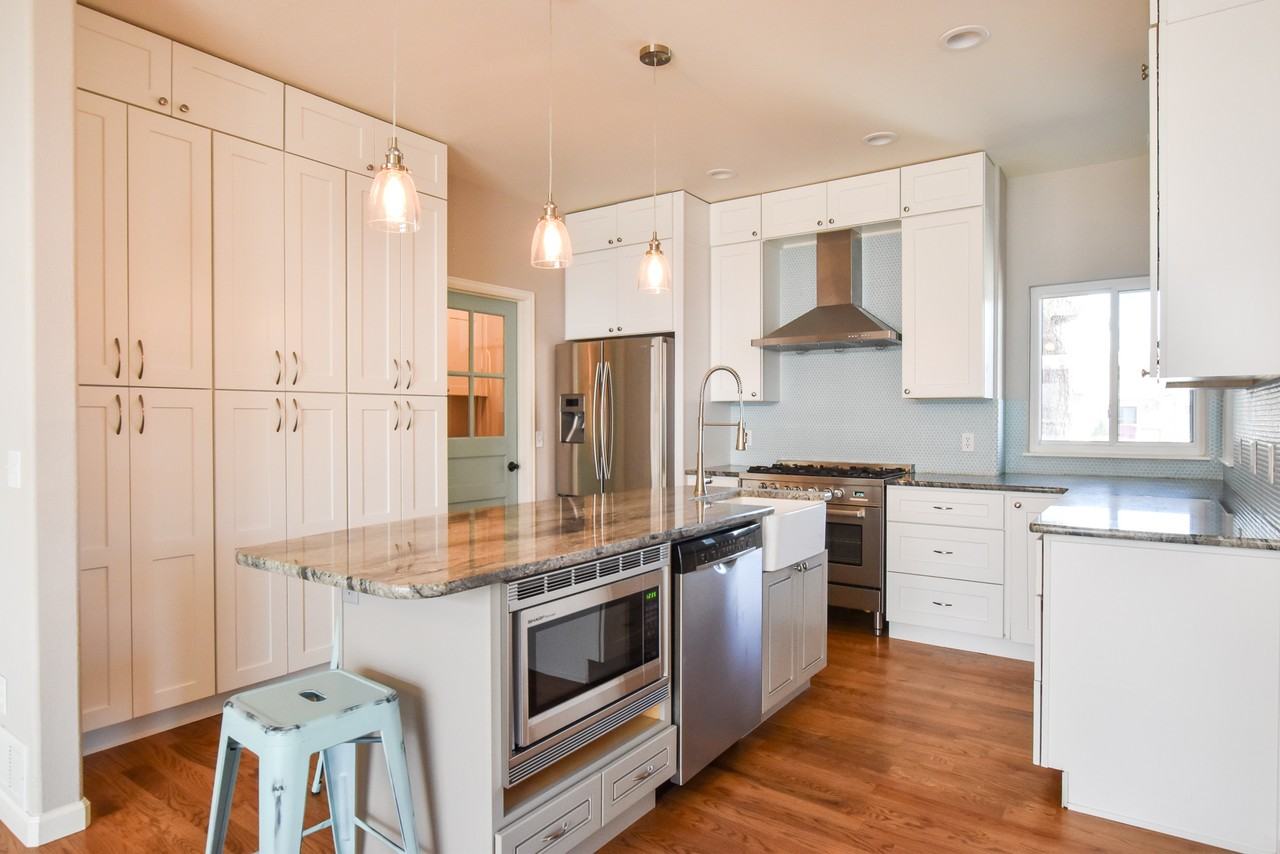 6431 Gemfield Dr #1 - Photo 5 of 27