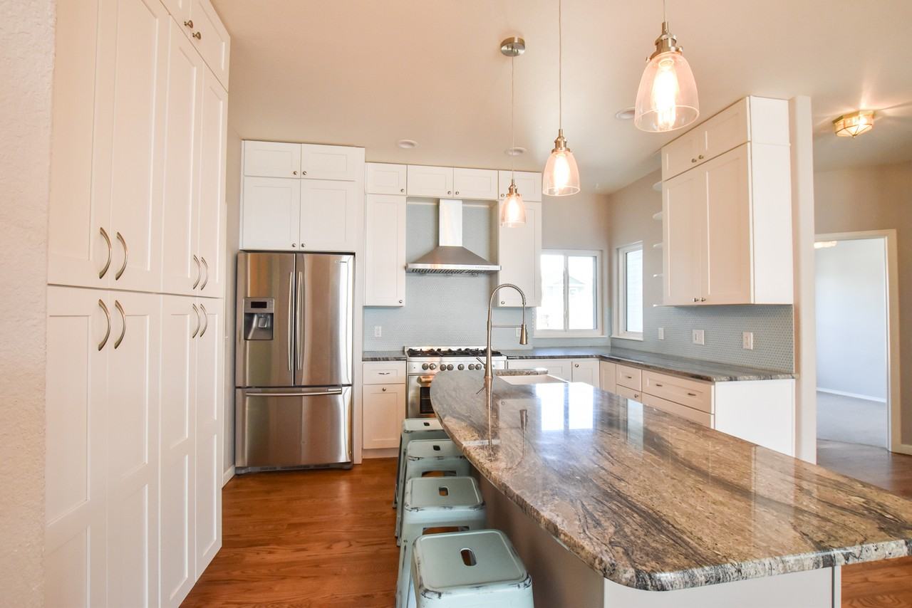 6431 Gemfield Dr #1 - Photo 6 of 27