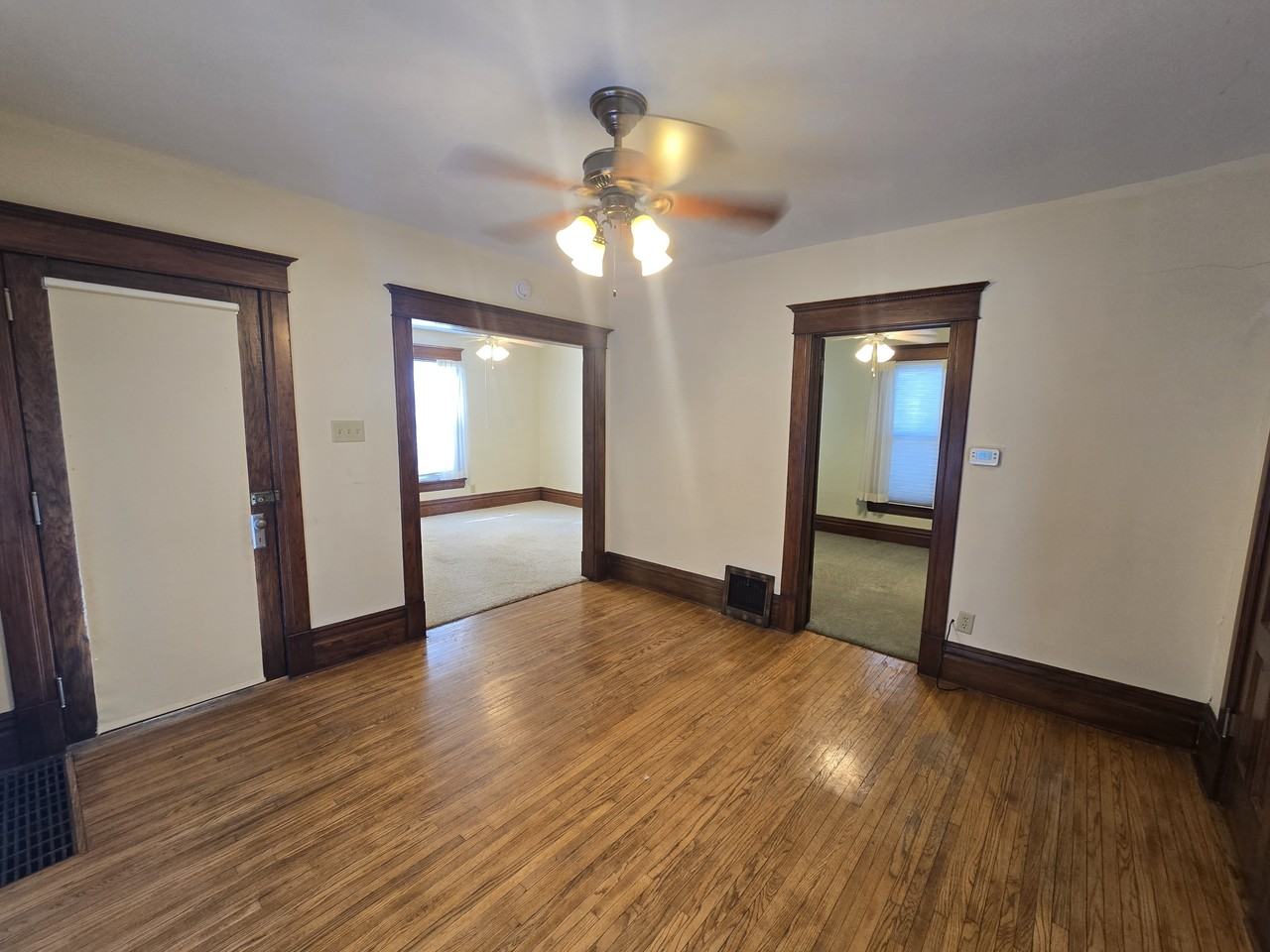 212 Randall St #1 - Photo 7 of 24