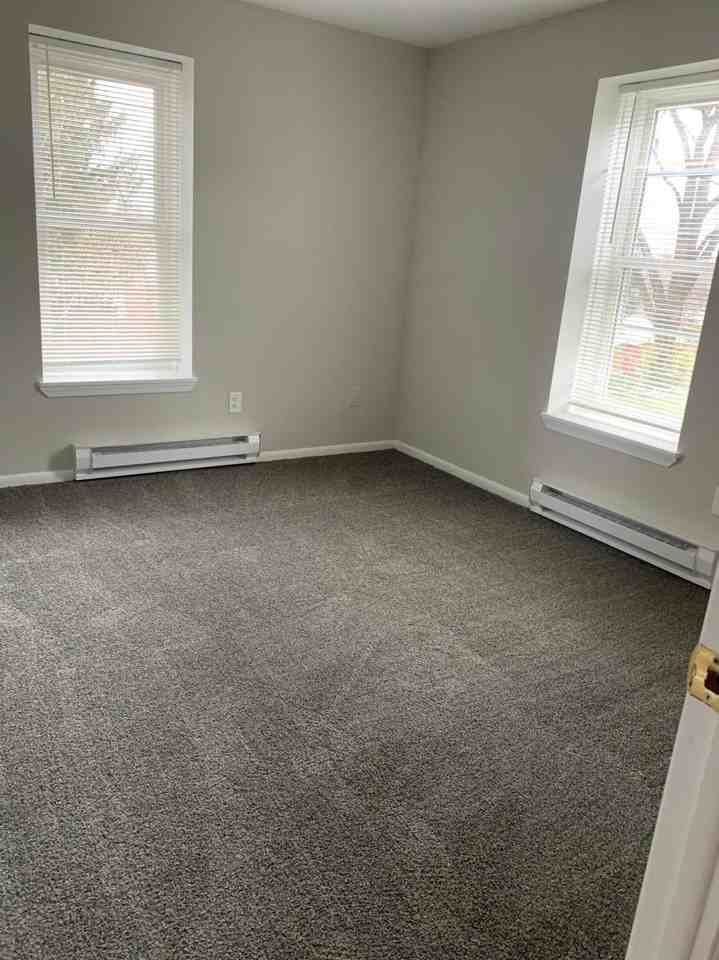 35 N Penn St #2 - Photo 5 of 12