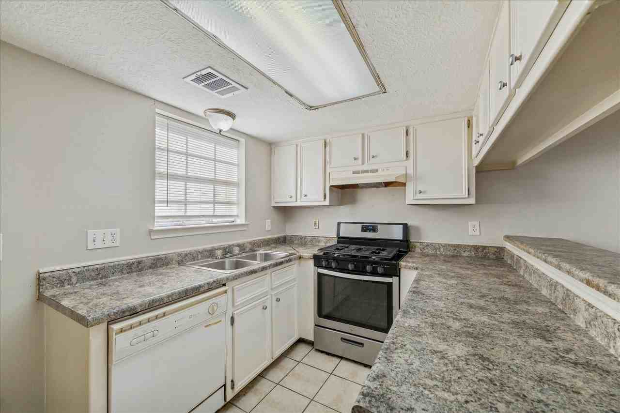 2007 Country Village Blvd #1 - Photo 4 of 8