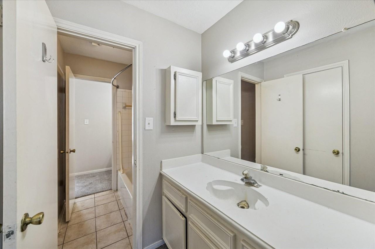 2007 Country Village Blvd #1 - Photo 7 of 8