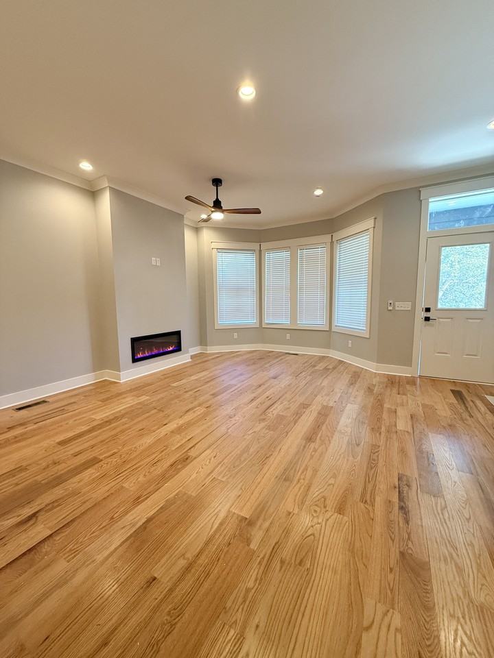 2305 Whitaker StUnit A #A - Photo 3 of 22
