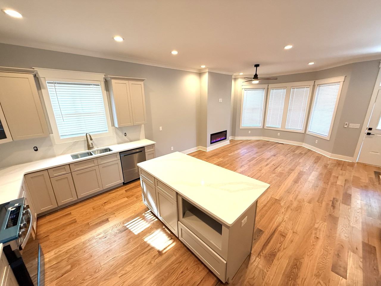 2305 Whitaker StUnit A #A - Photo 6 of 22