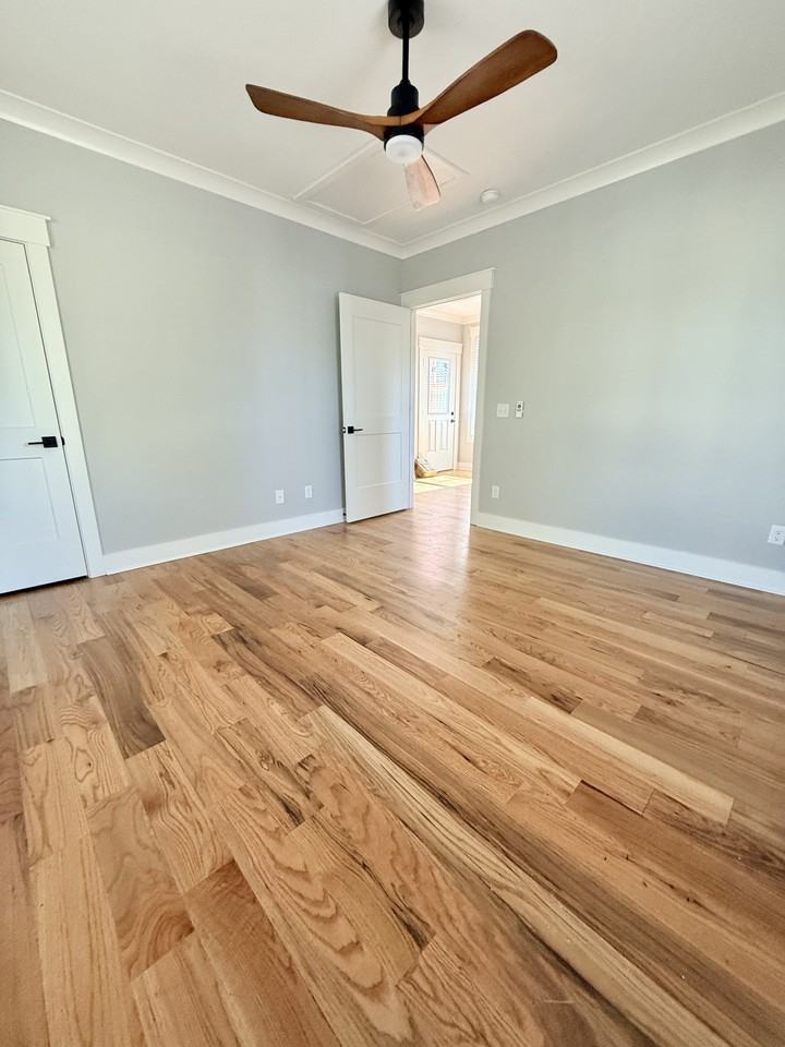 2305 Whitaker St #C - Photo 7 of 9