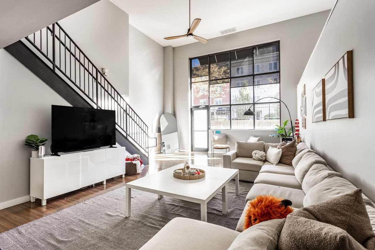 Station 11 Apartments - Photo 2 of 50