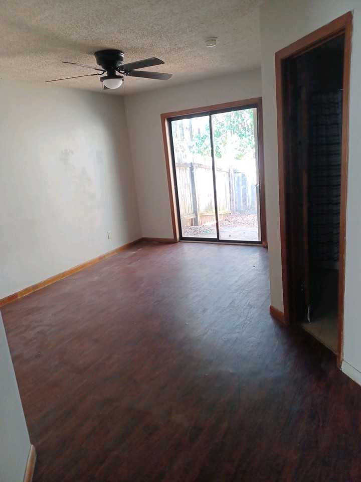 403 Kennon Ln #48 - Photo 4 of 7