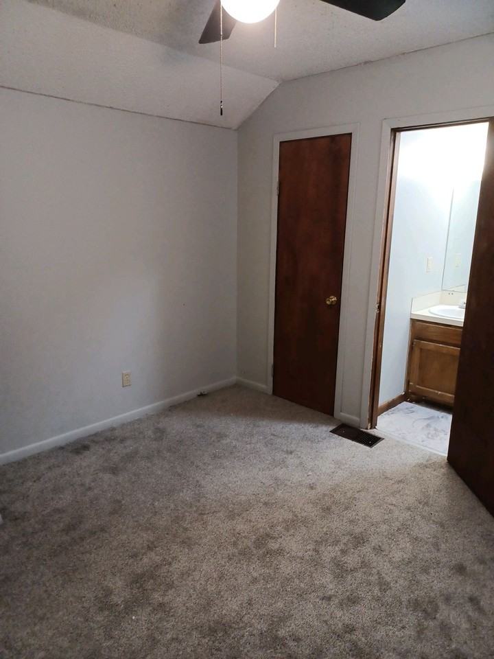 403 Kennon Ln #48 - Photo 5 of 7