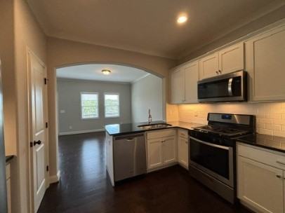 4242 Lennox Dr - Photo 5 of 8