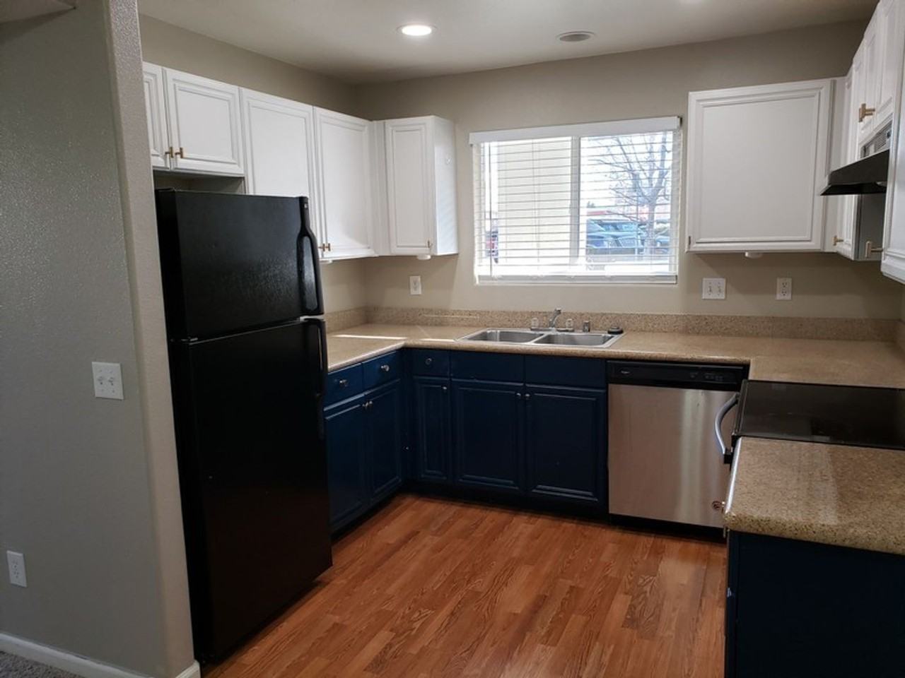 2000 Reno Rental Finders - 2000 Silverada Blvd. #414 - Photo 6 of 14