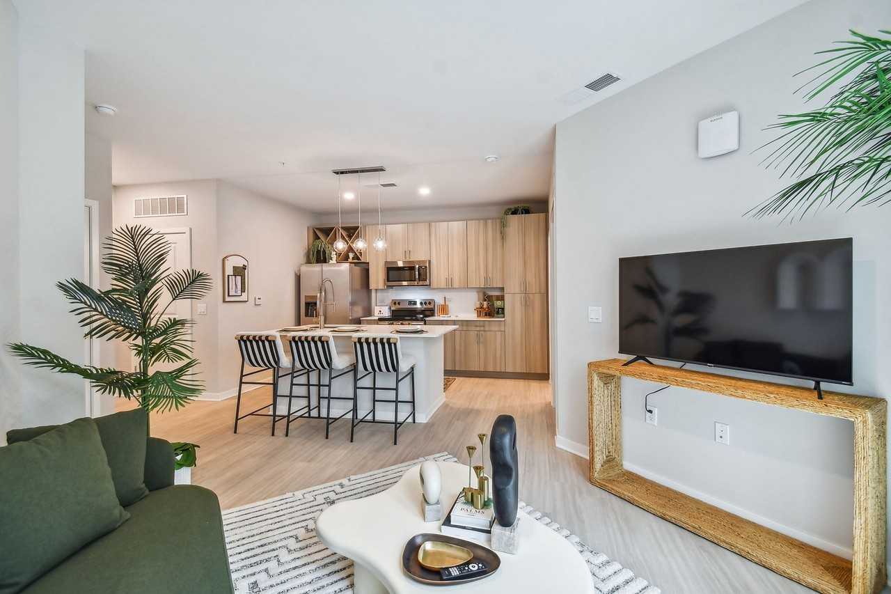 Niche | Luxury Apartments - Photo 5 of 30