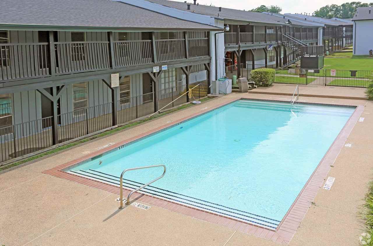 6608-6612 6608-6612 South Freeway - 6612-29 #6612-29 - Photo 5 of 19