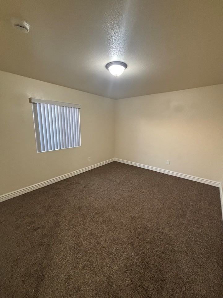 234 East 99th Street - Photo 4 of 7