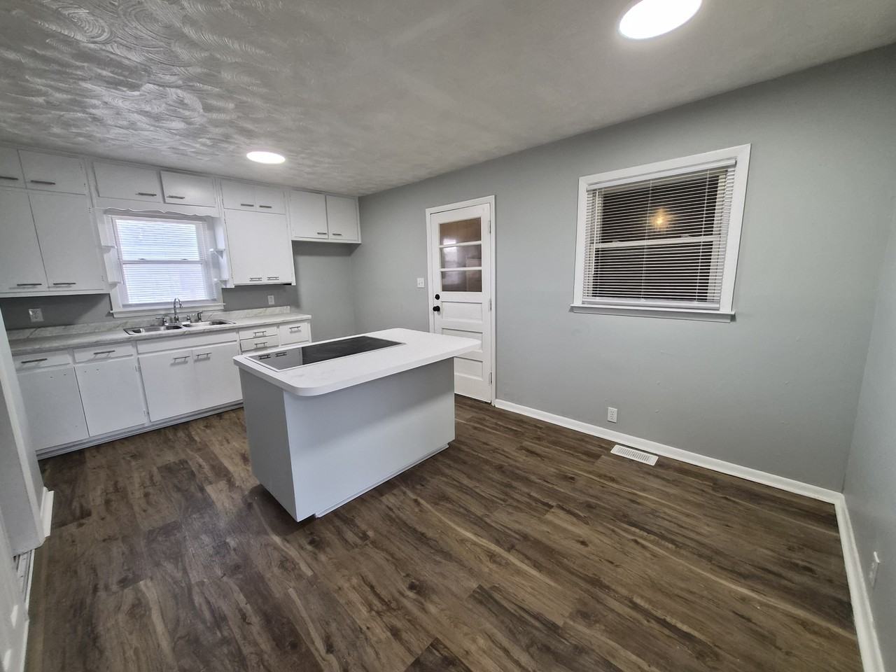 2703 Kristen Dr E #1 - Photo 6 of 19