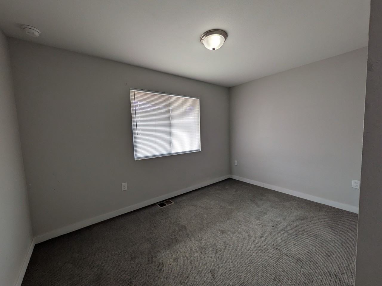 65 S 18th Ave #C - Photo 6 of 20