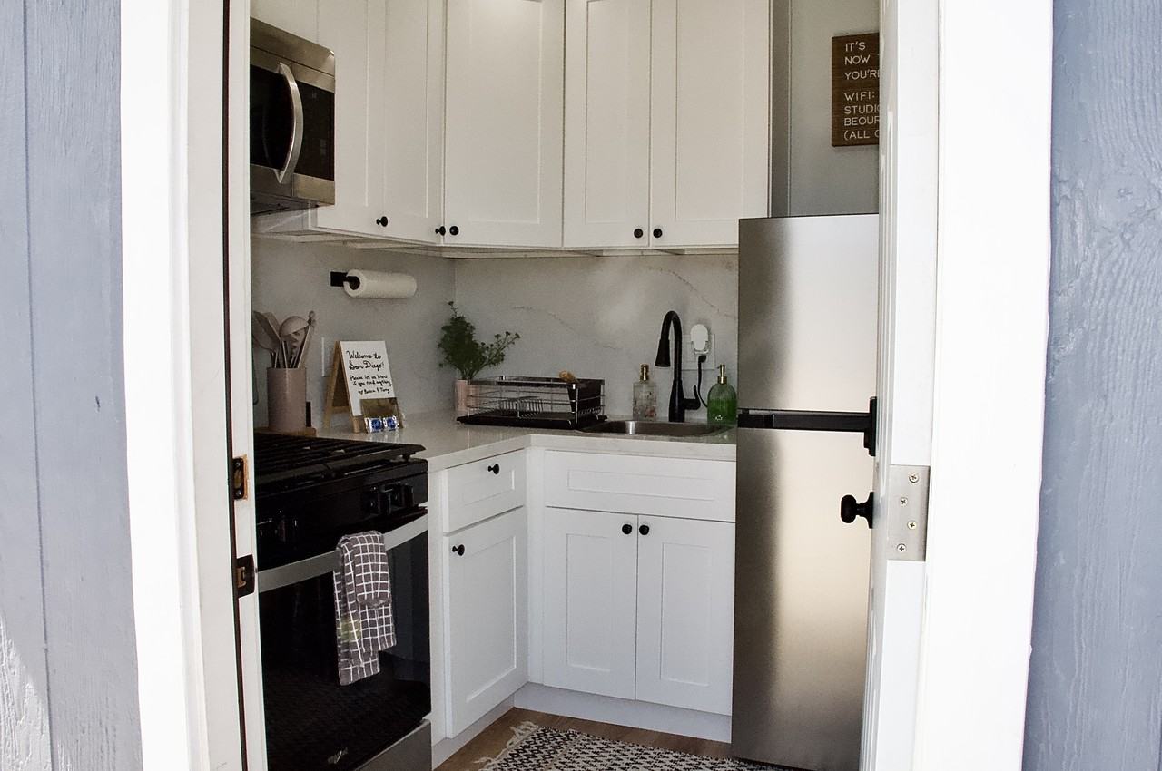 3750 1/2 37th St #1 - Photo 3 of 19