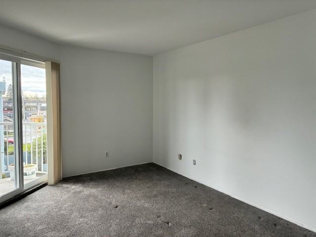 22222 119 Ave #1 - Photo 7 of 13