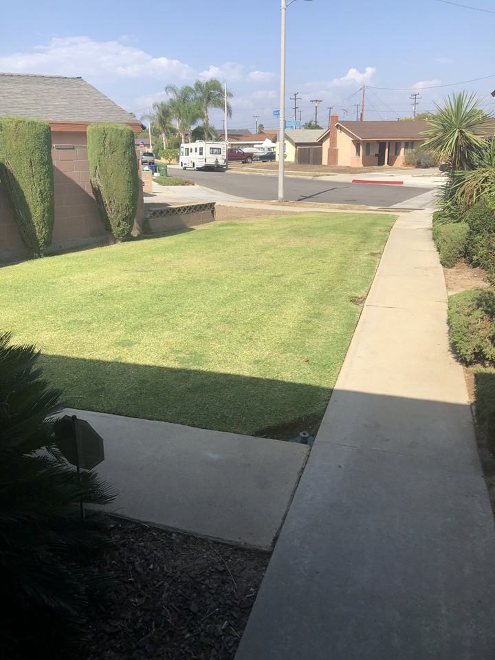 502 E Newfield St #1 - Photo 2 of 14