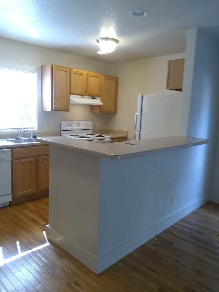 2115 Jackson St #A - Photo 5 of 8