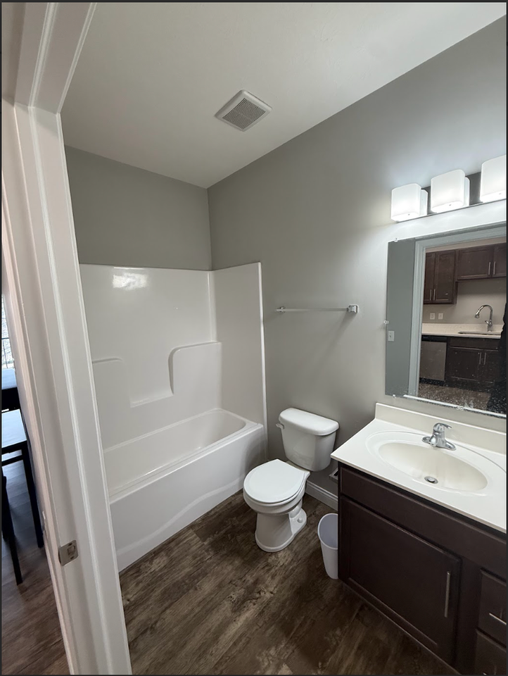 Crossing at Chauncey Hill - Photo 5 of 15