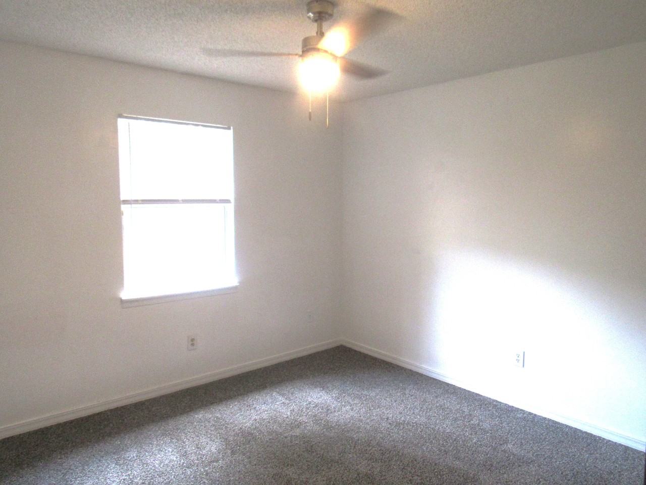 11172 Tanager Dr #1 - Photo 2 of 6