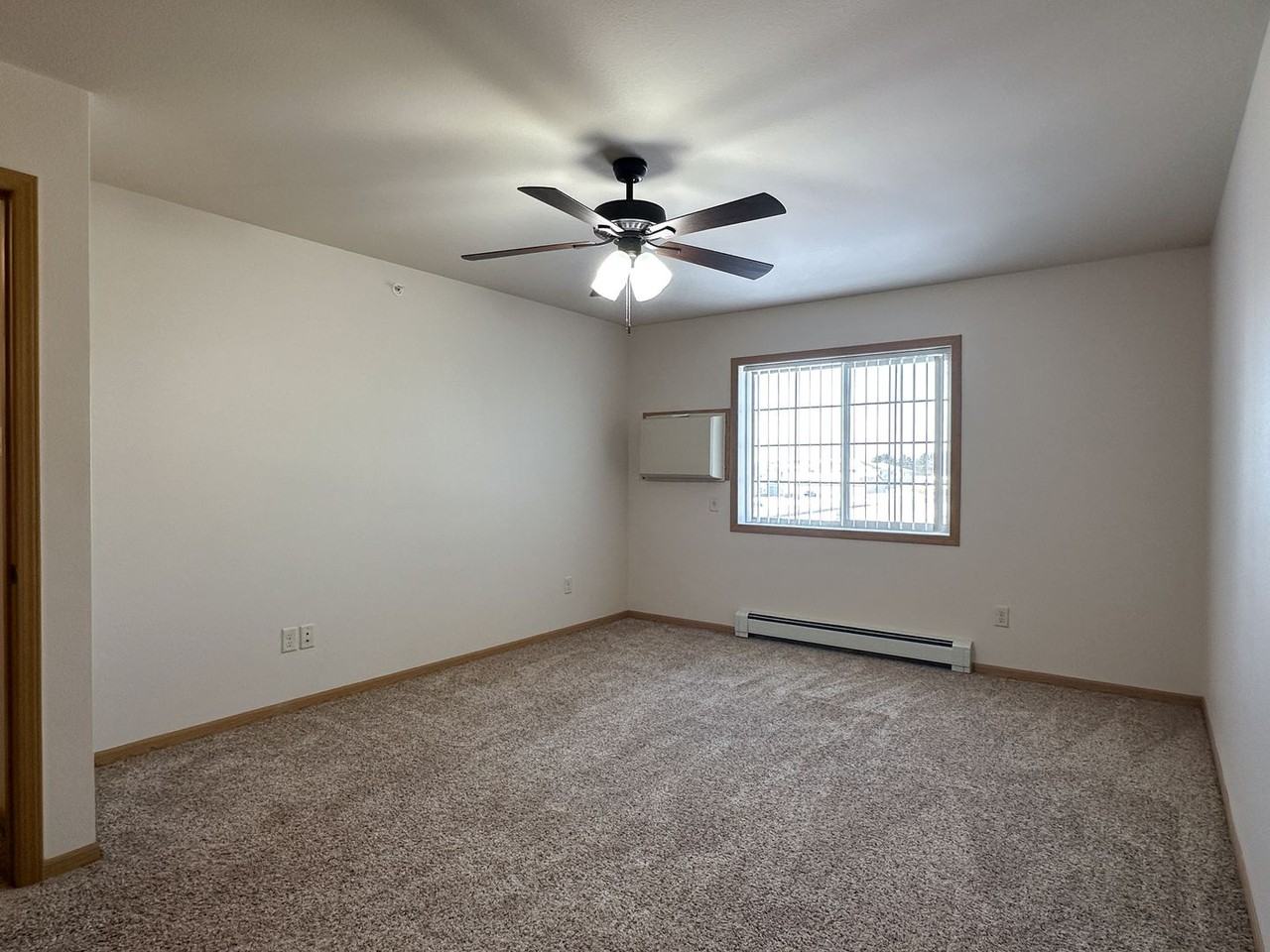 Moon Lake Estates Apartment Community - Photo 7 of 50