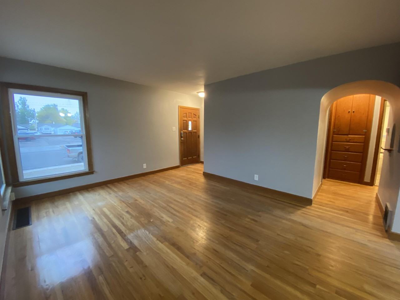 1618 E 22nd St #1 - Photo 2 of 12