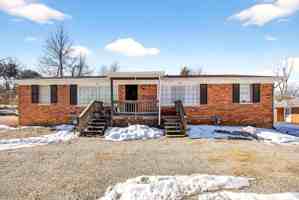 featured image of 775 N Smith Rd #4