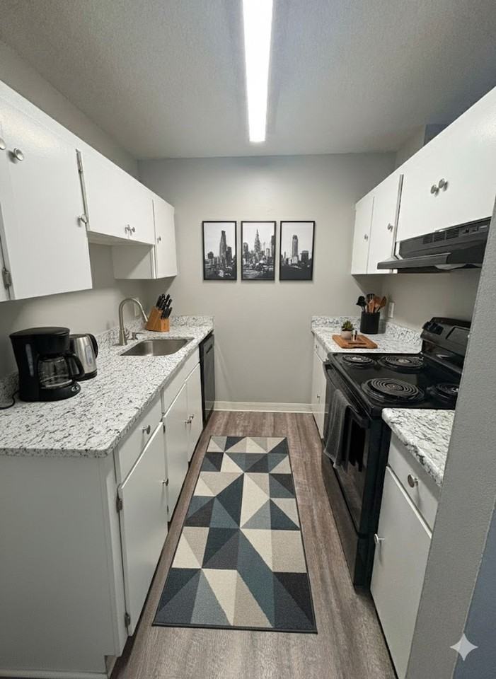 Danish Village Apartments - Photo 5 of 49